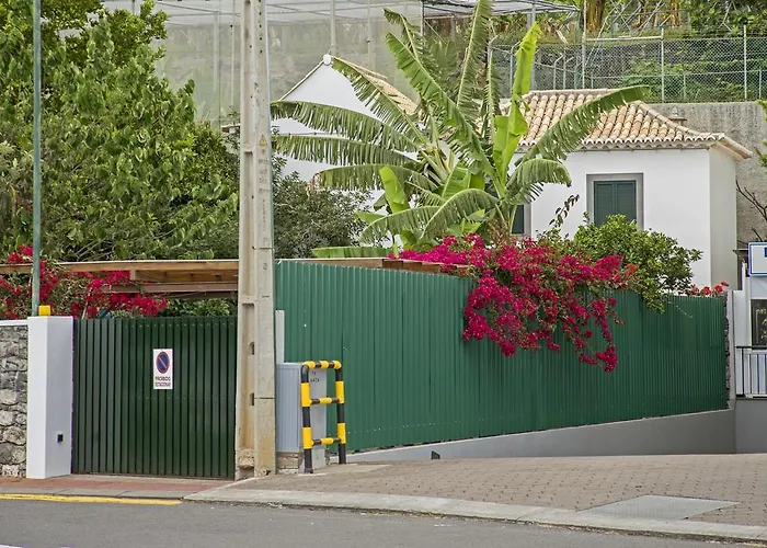 Holiday home Casa Do Lugar De Baixo